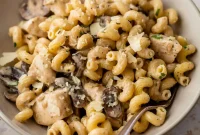 Creamy Chicken Mushroom Pasta