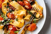 Rustic Tomato Garlic Pasta