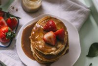 Golden Cinnamon Tahini Flapjacks