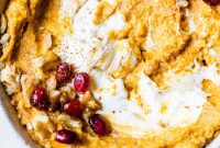 Creamy Pumpkin Hummus