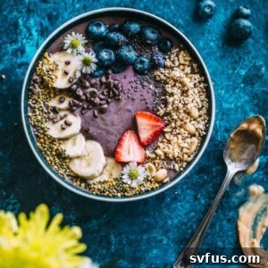 Peanut Butter Quinoa Acai Bowl