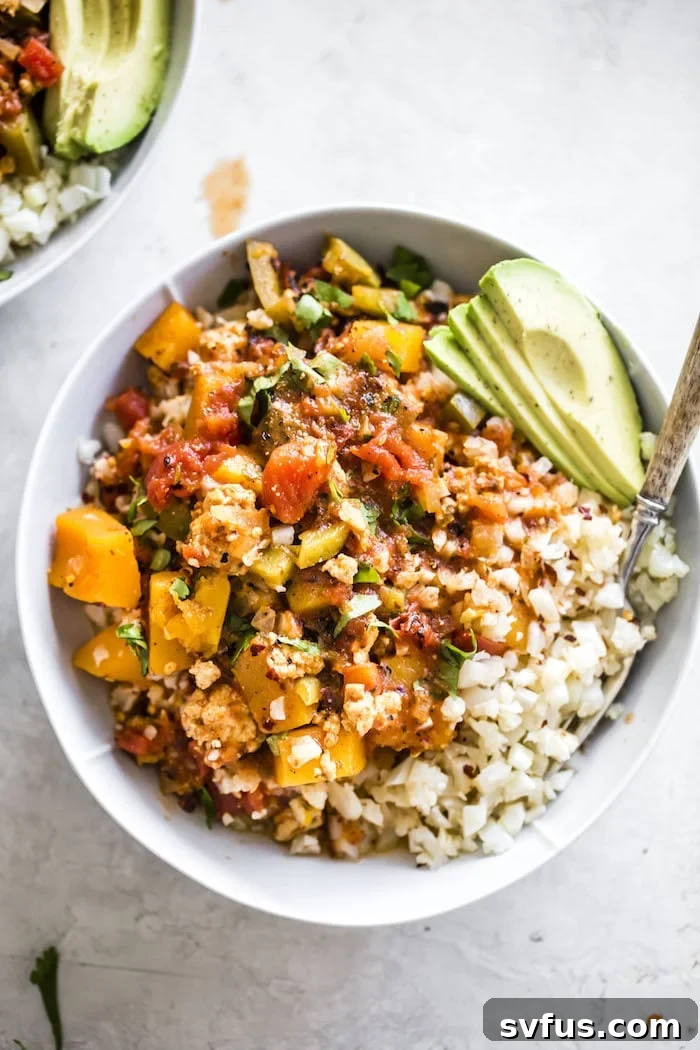Butternut Squash Chili | #whole30 | thealmondeater.com