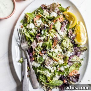 Seared salmon salad with homemade tzatziki
